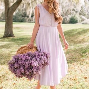 Gal Meets Glam Lavender Hillary Dress